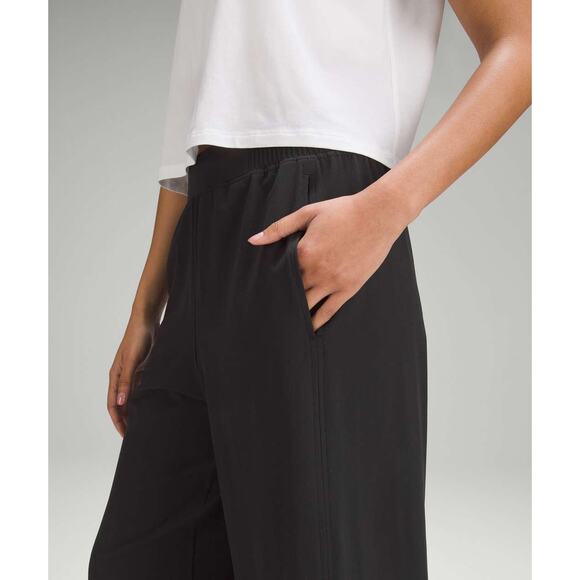 Lululemon Stretch Woven Wide-Leg High-Rise Crop Pants - M - Black - Picture 4 of 5